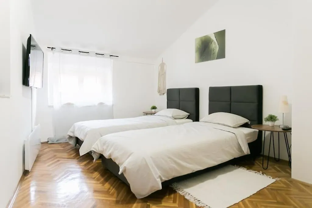 Urban Point - City Centre Pet Friendly Apartment Crikvenica